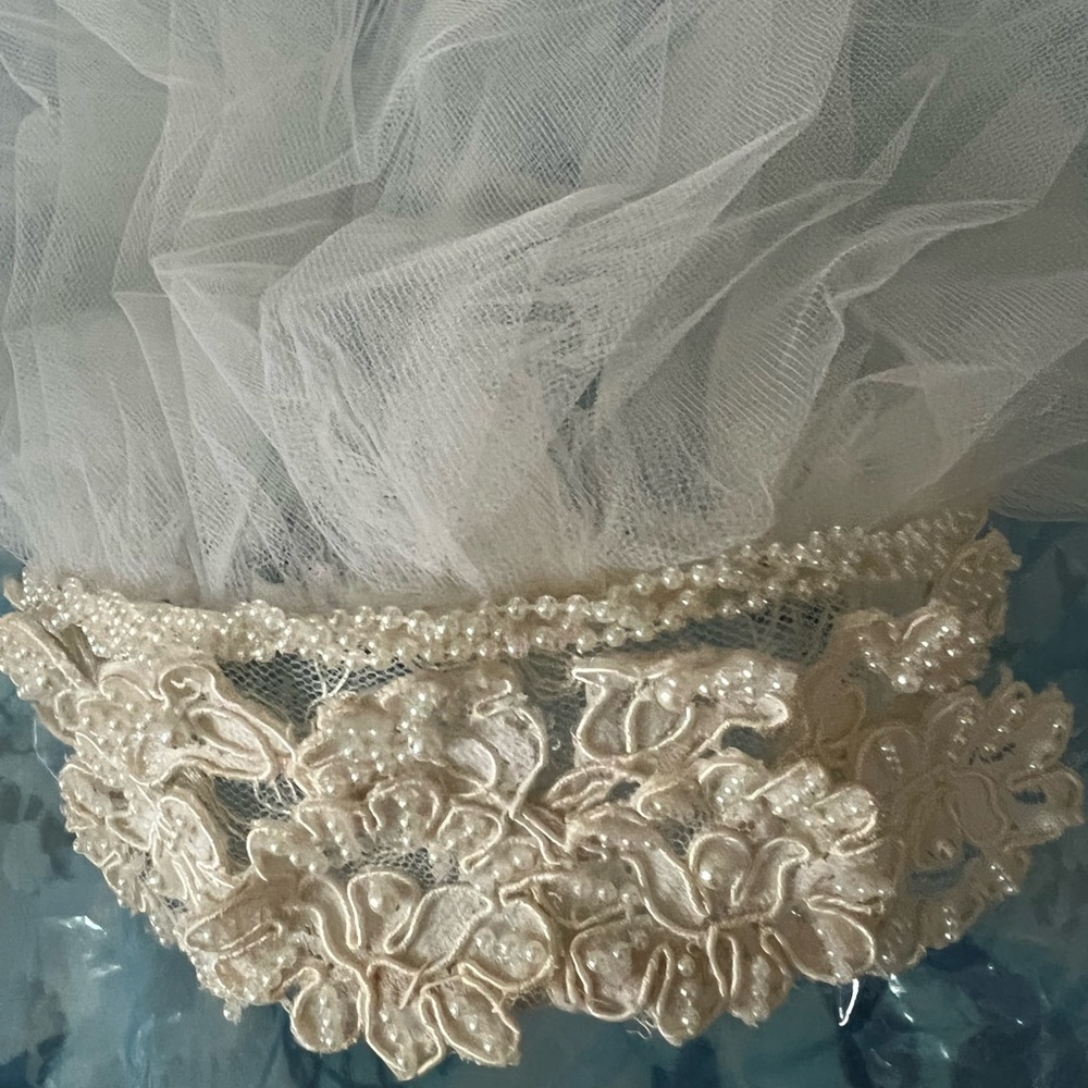 Vintage ivory and white lace beaded veil